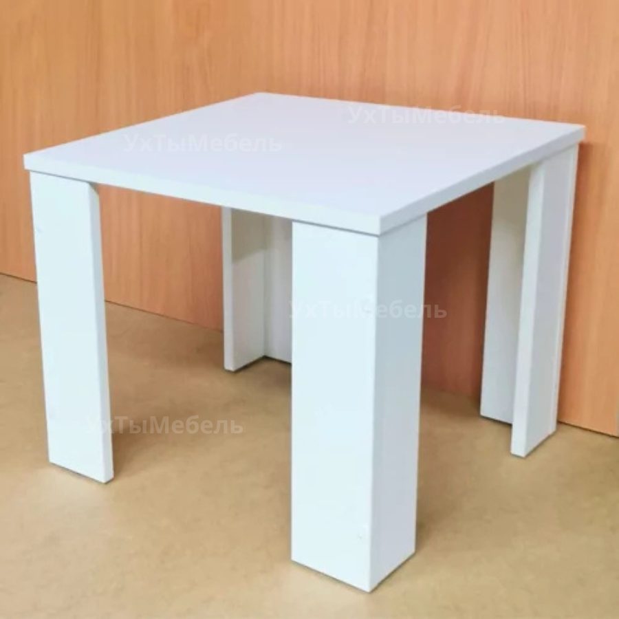 Столик журнальный 50х50 см стол для зала ожиданий